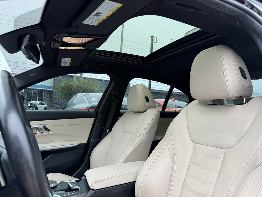 2020 BMW 3 Series Image 19