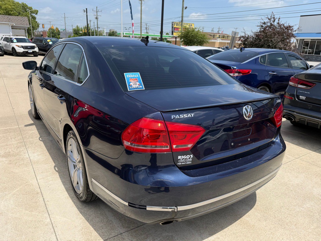 2014 Volkswagen Passat Image 4