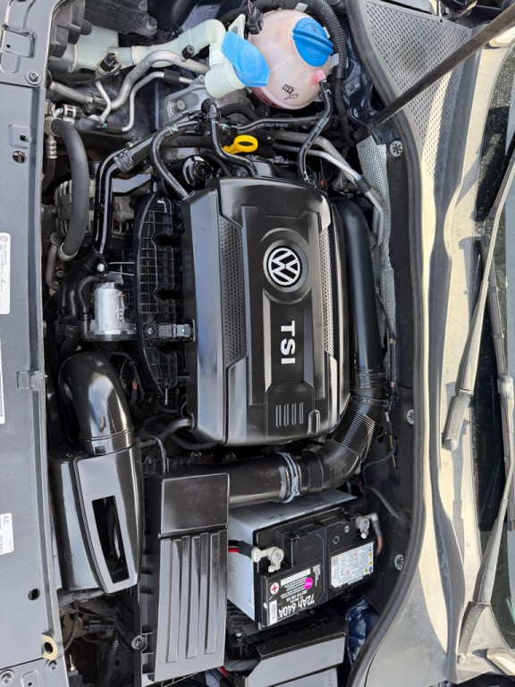 2014 Volkswagen Passat Image 8