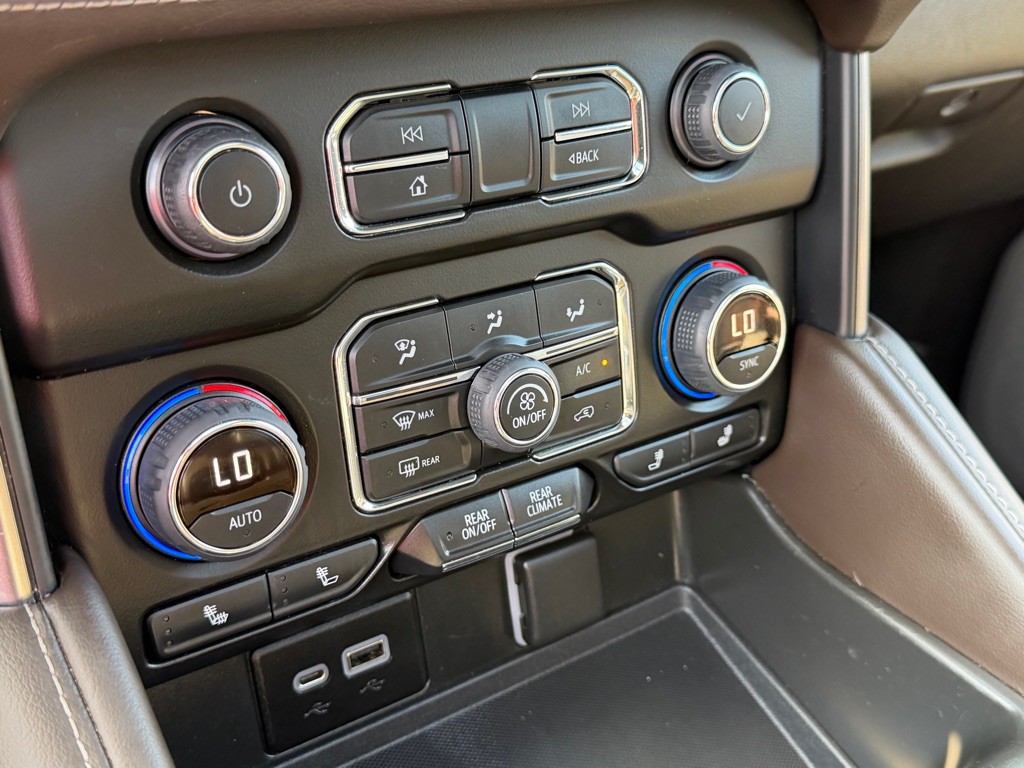 2022 Chevrolet Tahoe Image 7