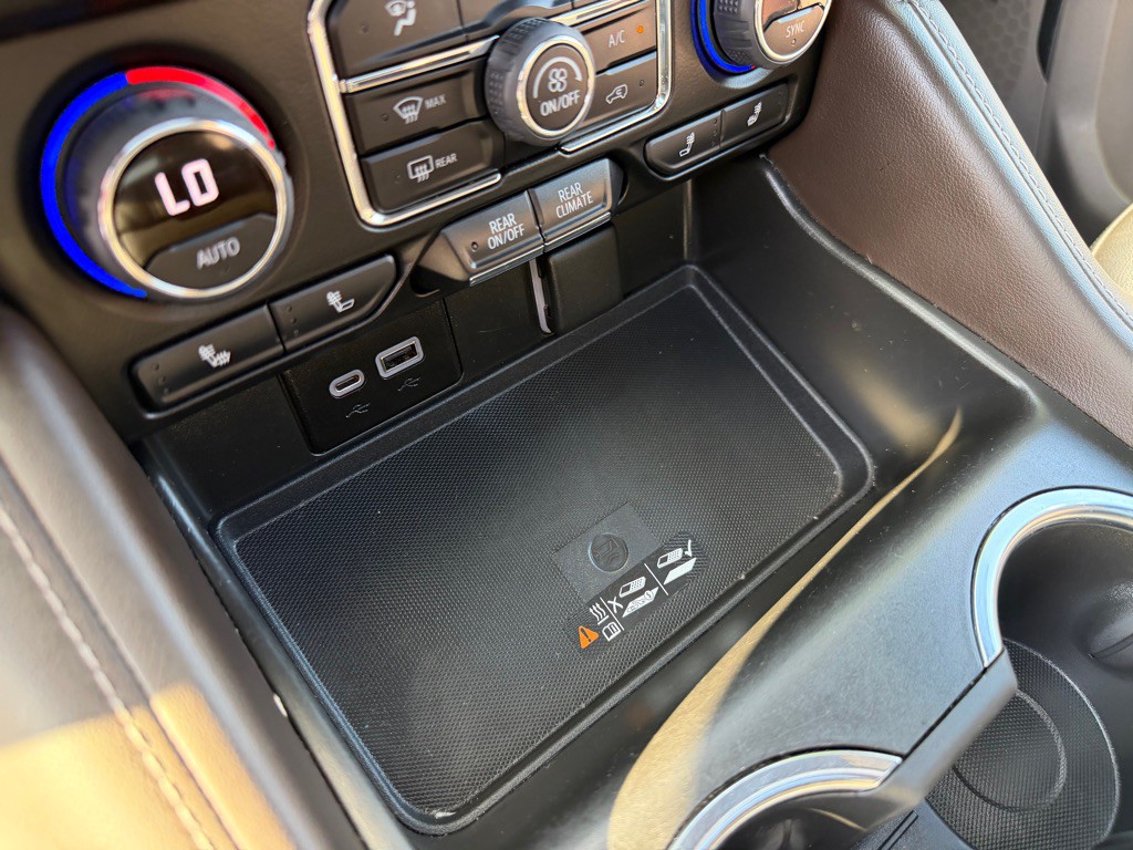 2022 Chevrolet Tahoe Image 18