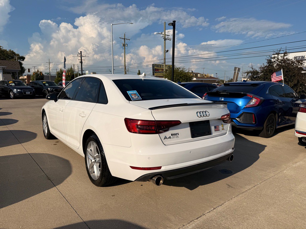 2017 Audi A4 Image 4