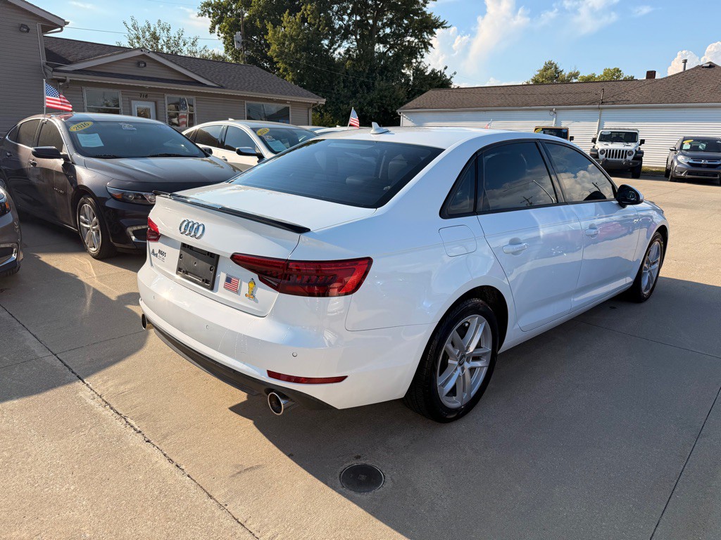 2017 Audi A4 Image 5
