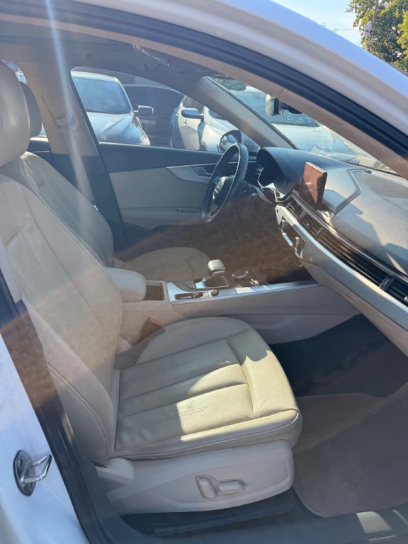 2017 Audi A4 Image 7