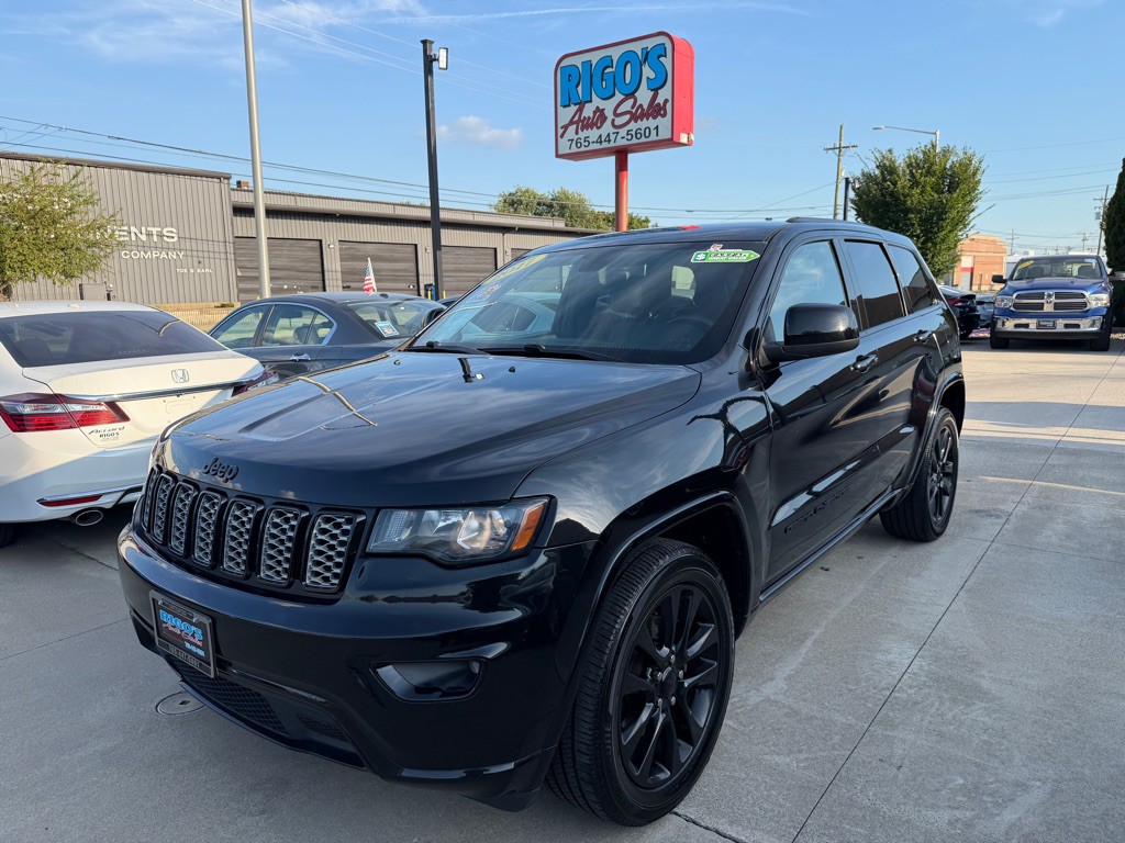 2017 Jeep Grand Cherokee Image 3