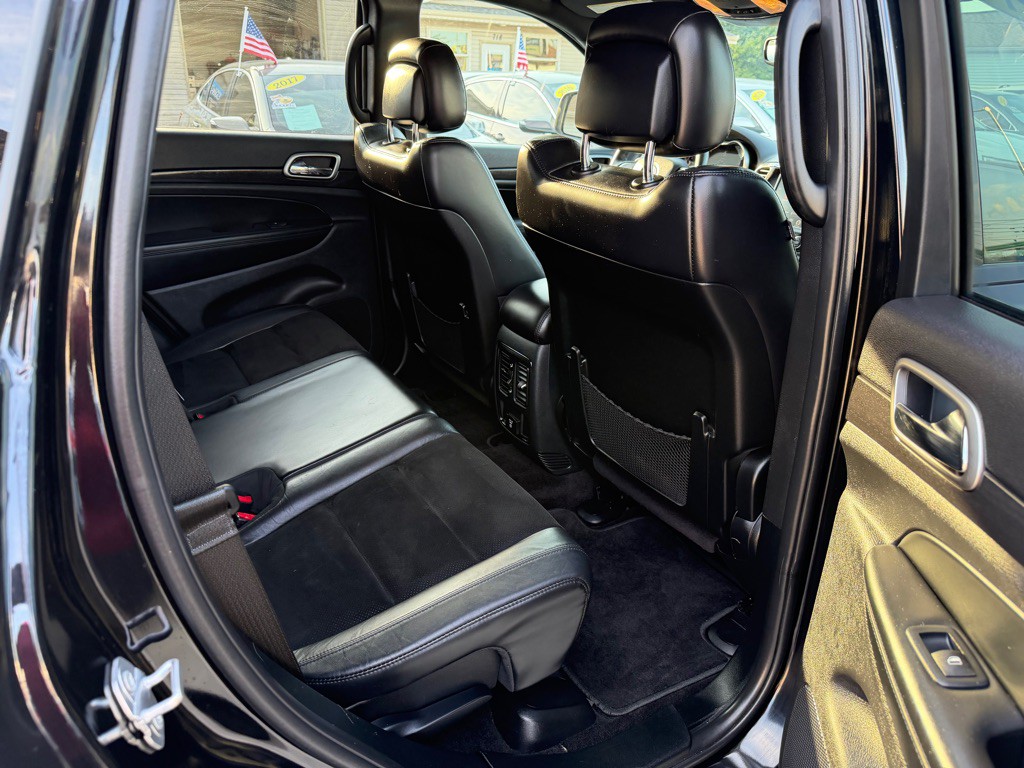 2017 Jeep Grand Cherokee Image 9