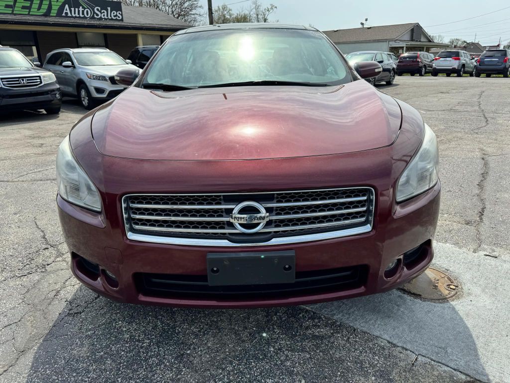 2011 Nissan Maxima Image 2