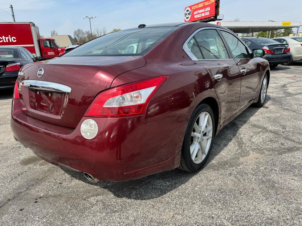 2011 Nissan Maxima Image 8