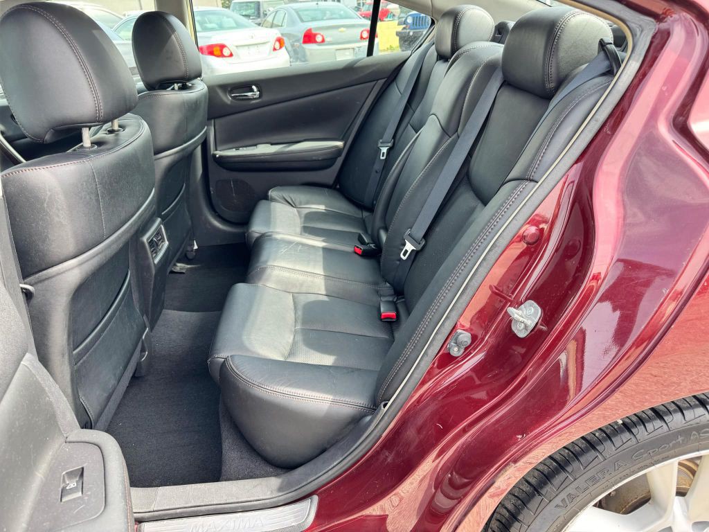 2011 Nissan Maxima Image 10