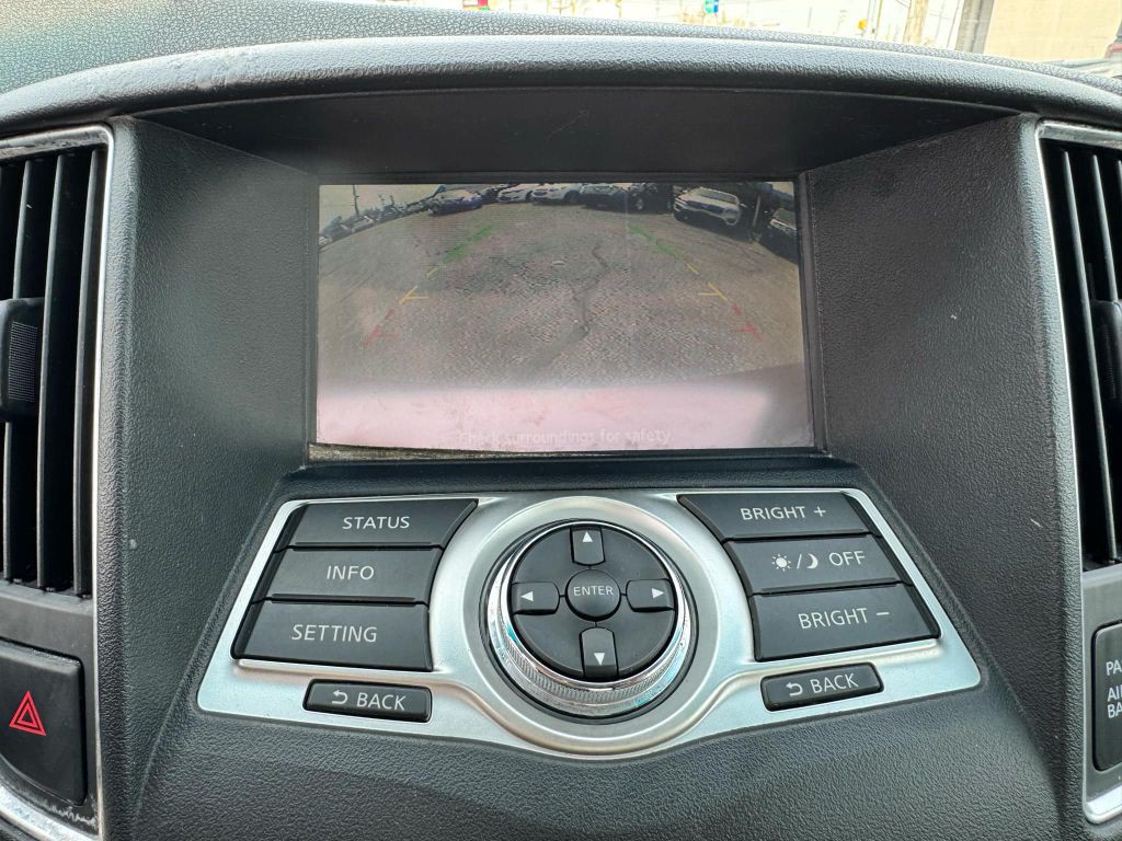2011 Nissan Maxima Image 18