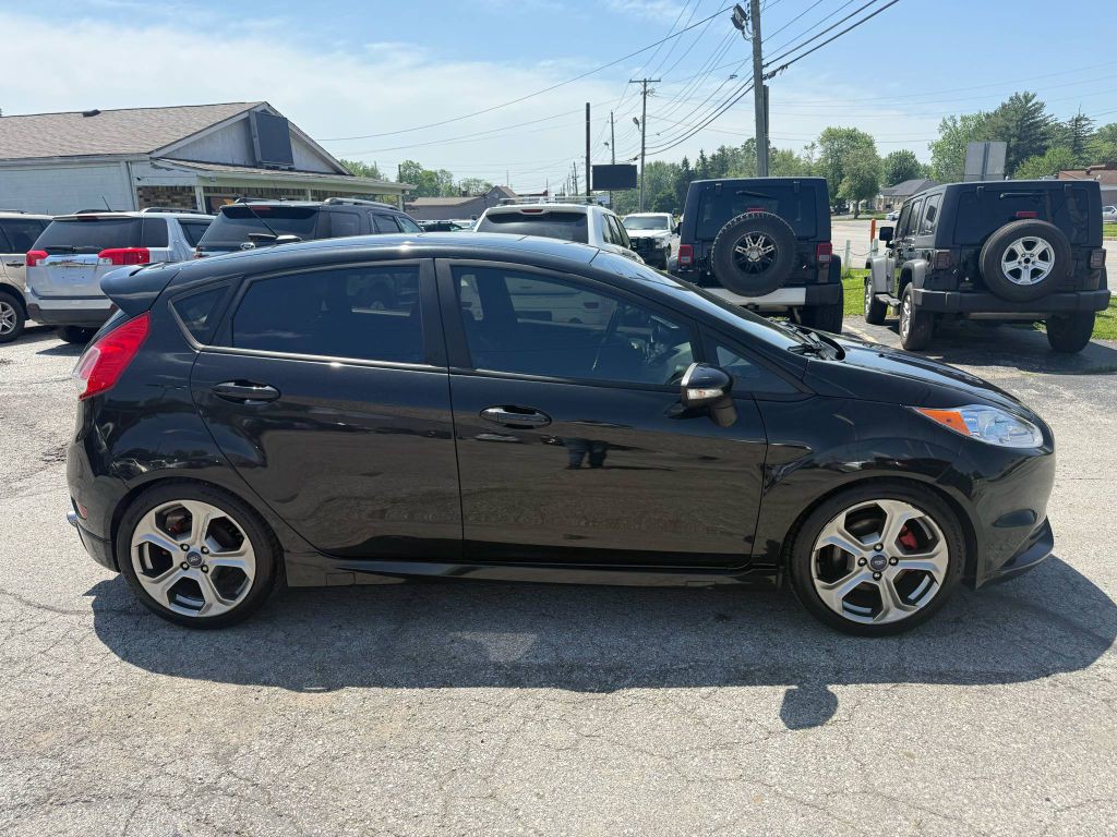 2015 Ford Fiesta Image 4