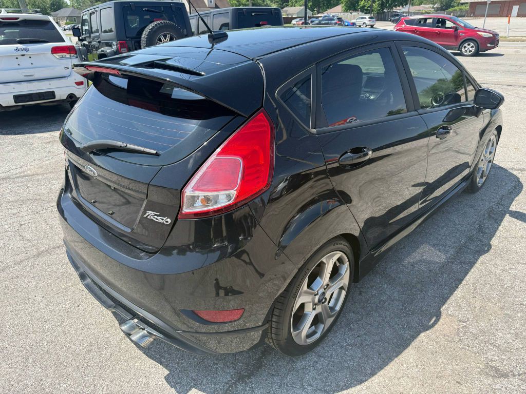 2015 Ford Fiesta Image 6