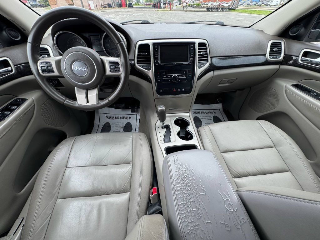 2013 Jeep Grand Cherokee Image 14