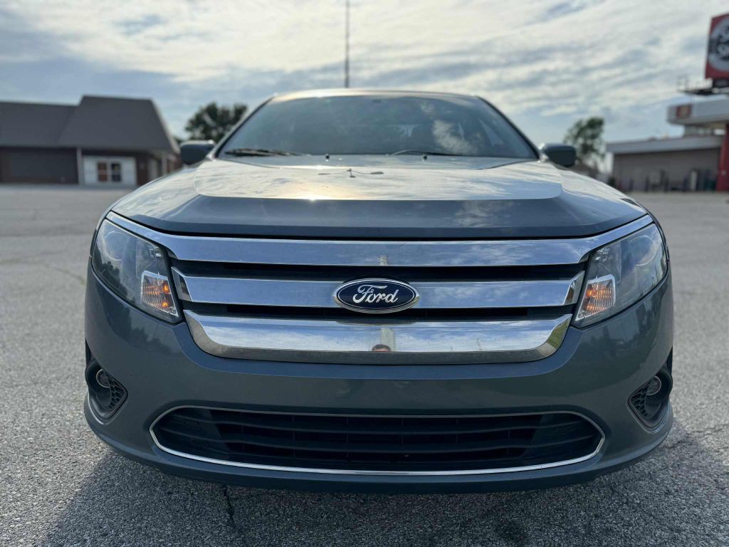 2012 Ford Fusion Image 2
