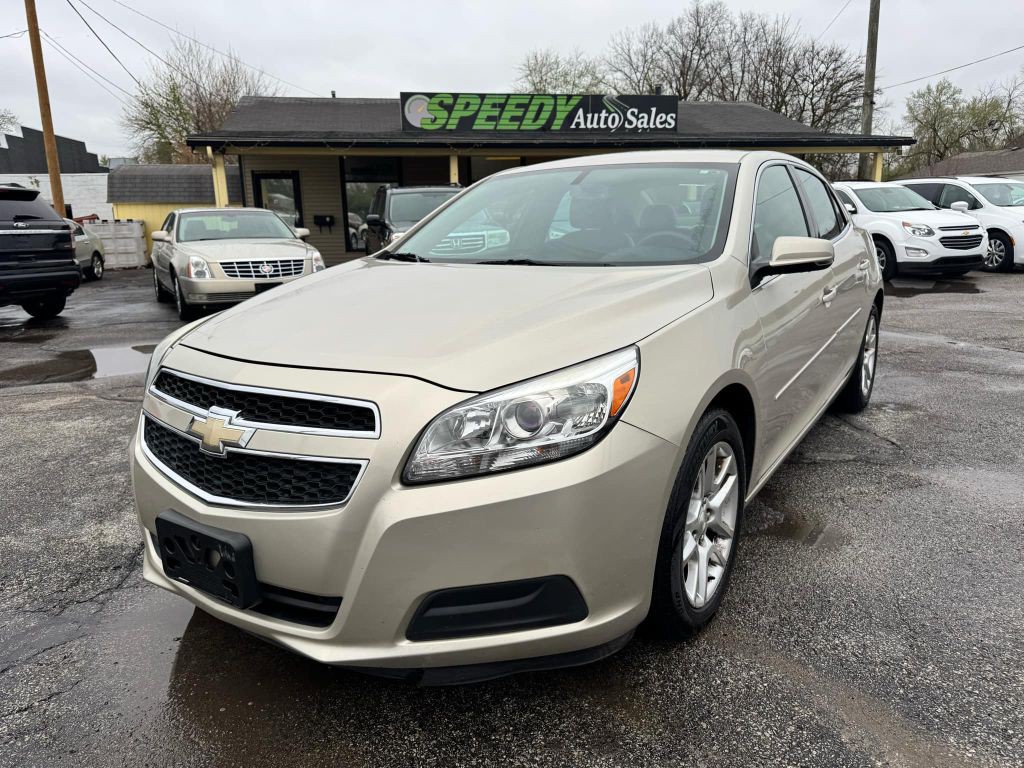 2013 Chevrolet Malibu Image 1