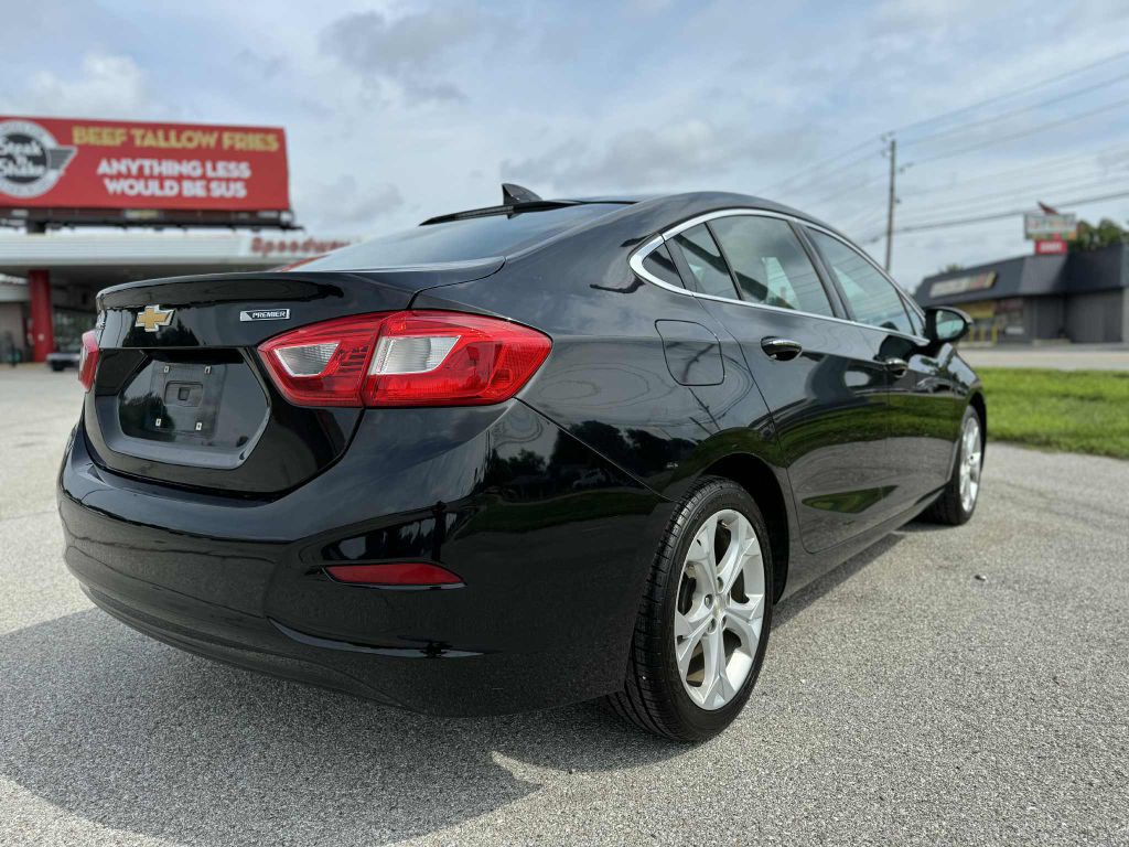 2016 Chevrolet Cruze Image 8