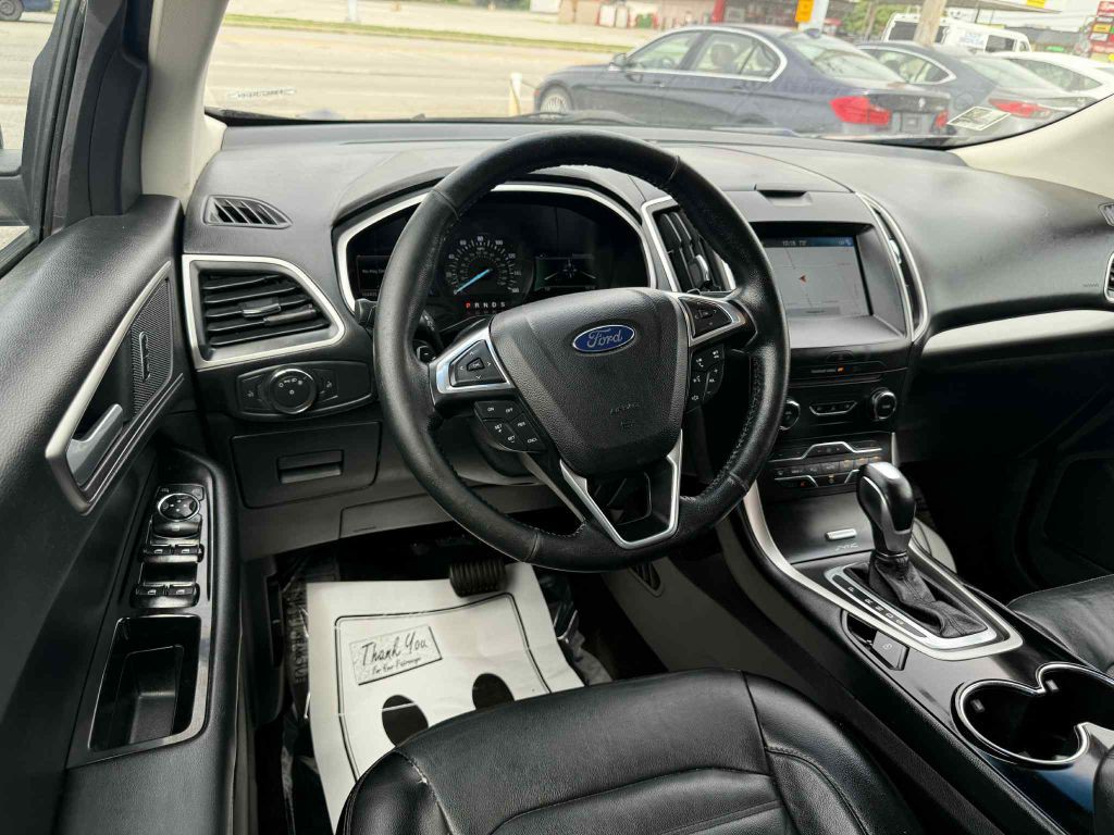 2016 Ford Edge Image 11