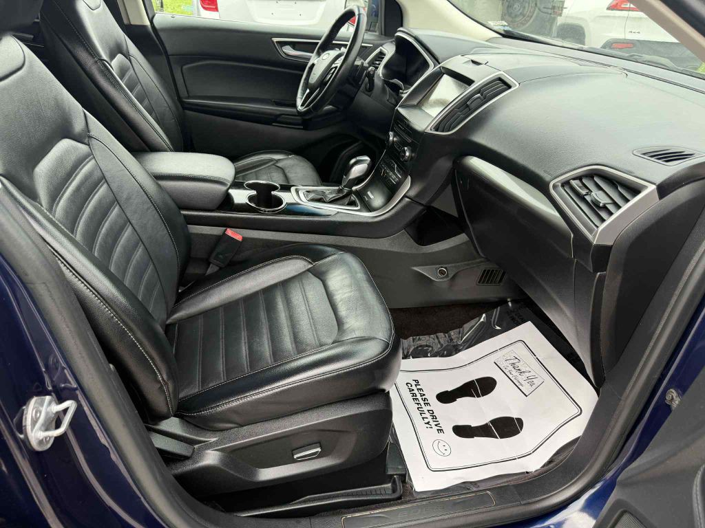 2016 Ford Edge Image 14
