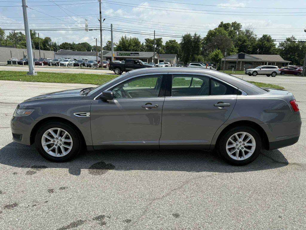 2013 Ford Taurus Image 7
