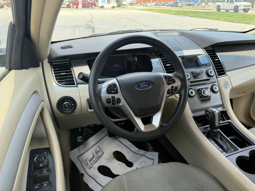 2013 Ford Taurus Image 11