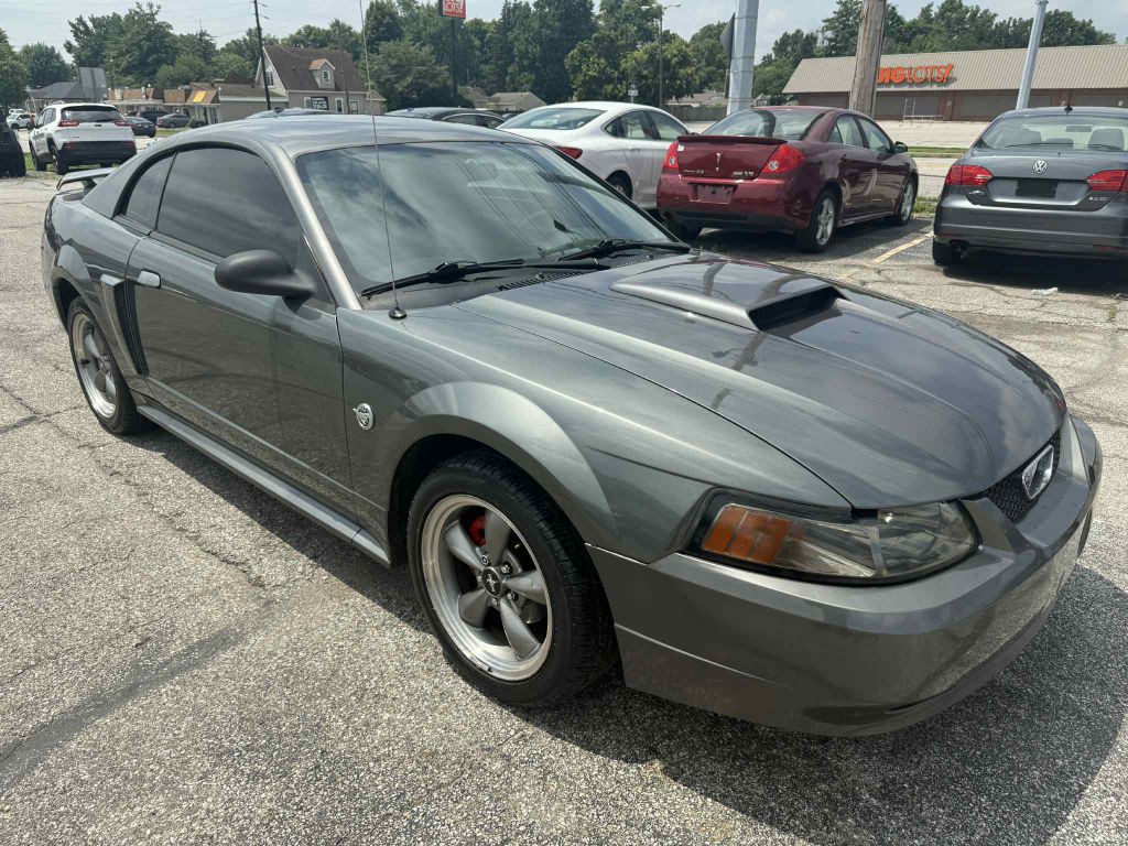 2004 Ford Mustang Image 2