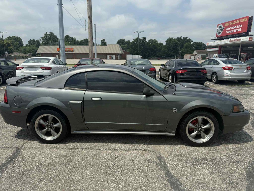 2004 Ford Mustang Image 3