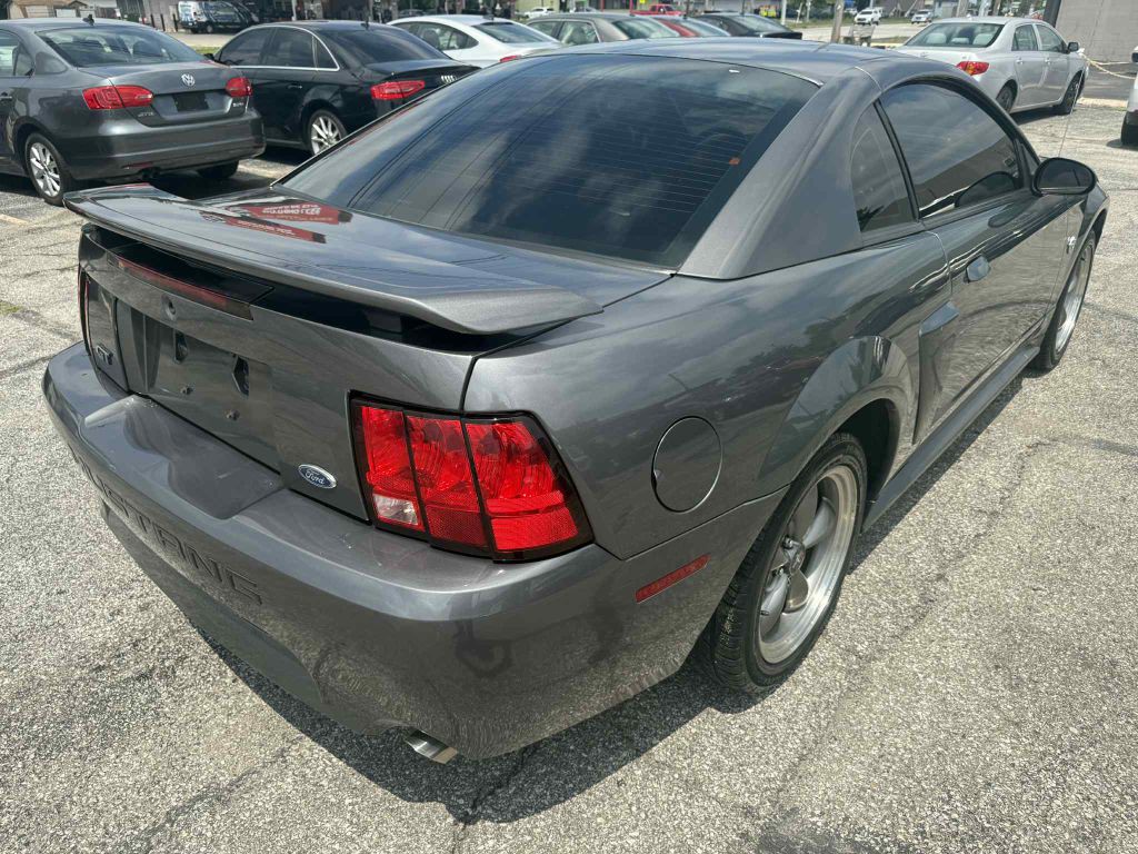 2004 Ford Mustang Image 4