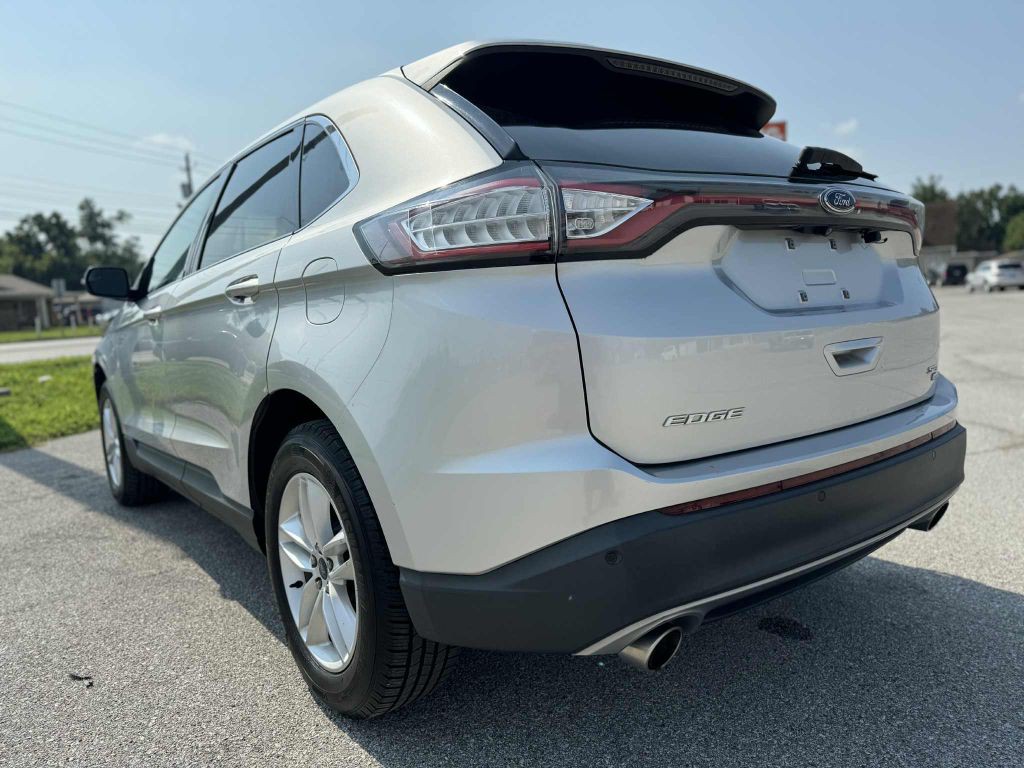 2016 Ford Edge Image 8