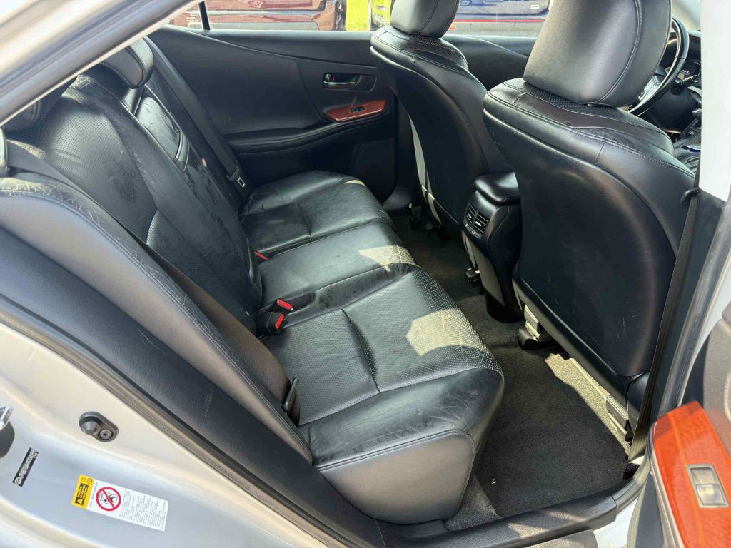 2010 Lexus HS Image 12