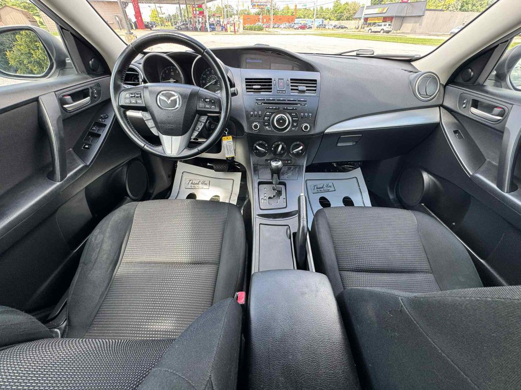 2012 Mazda Mazda3 Image 13
