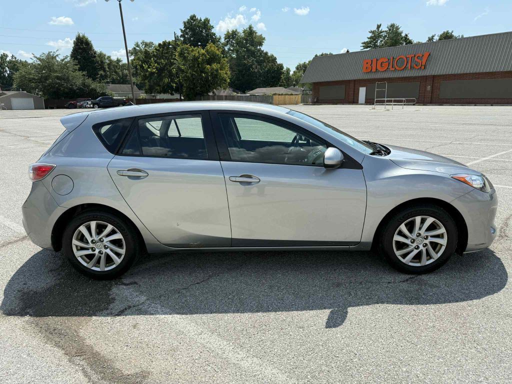 2012 Mazda Mazda3 Image 5