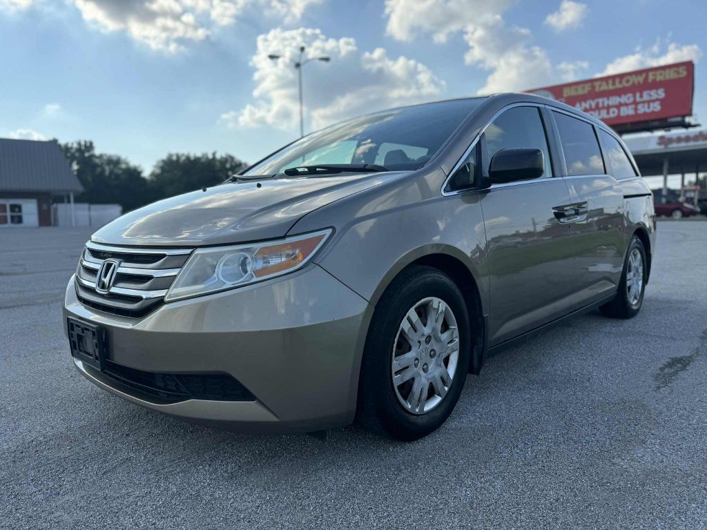 2013 Honda Odyssey Image 3