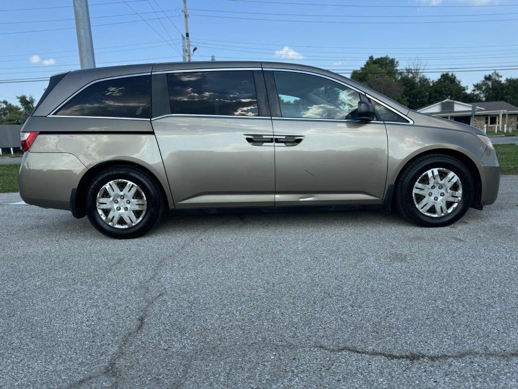 2013 Honda Odyssey Image 5