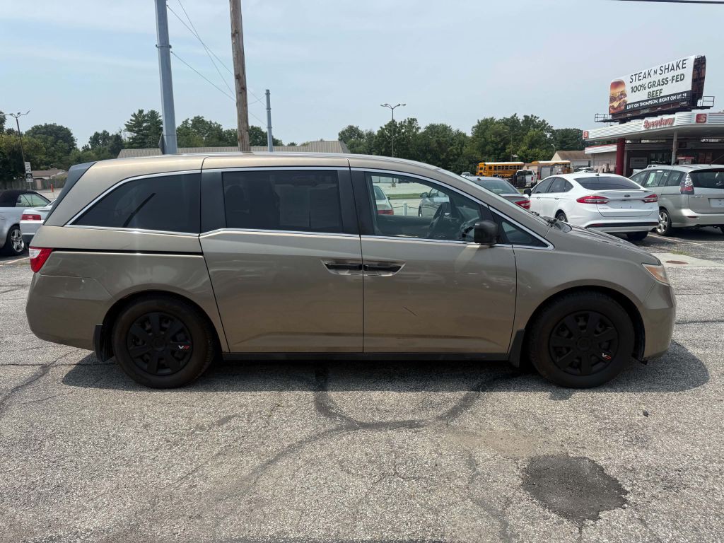 2013 Honda Odyssey Image 3