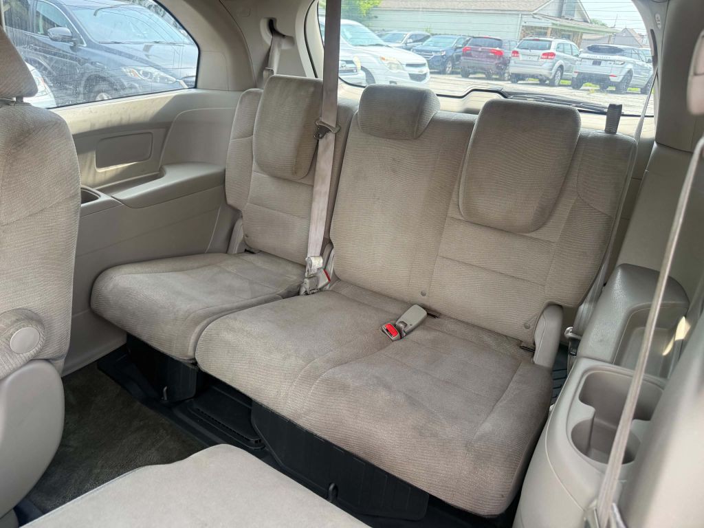 2013 Honda Odyssey Image 11