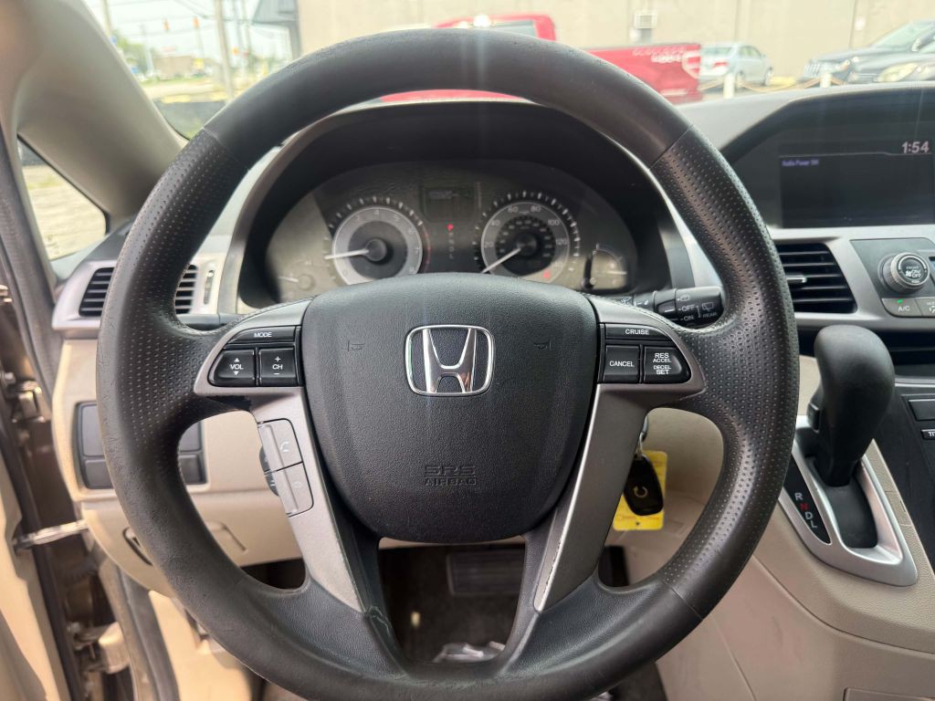 2013 Honda Odyssey Image 17