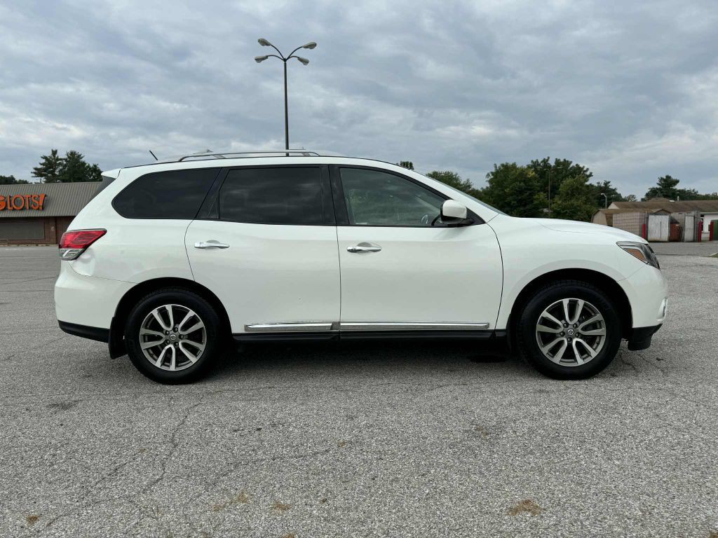 2014 Nissan Pathfinder Image 4