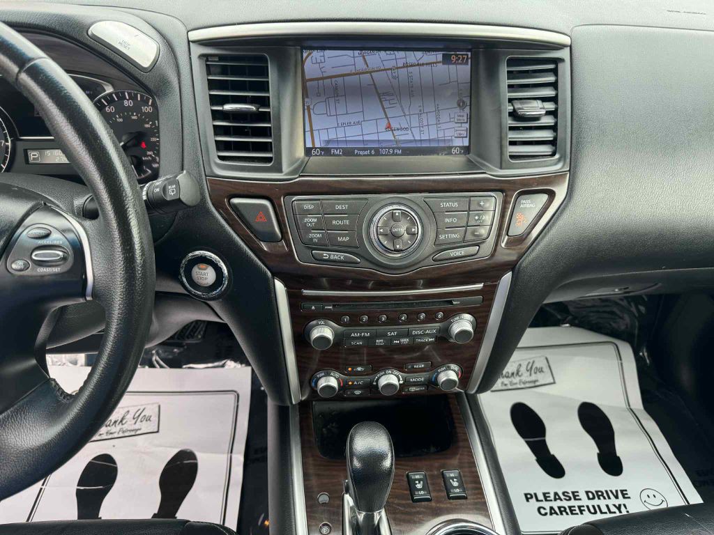 2014 Nissan Pathfinder Image 17