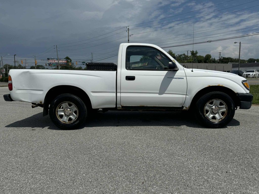 2001 Toyota Tacoma Image 4