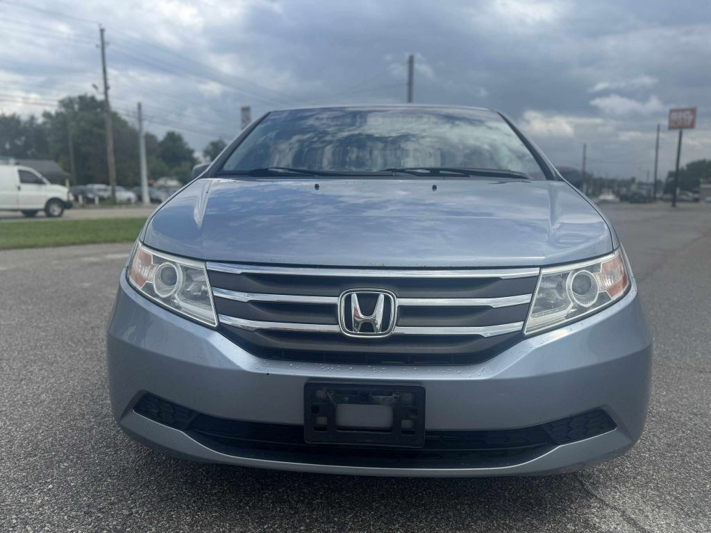2012 Honda Odyssey Image 2
