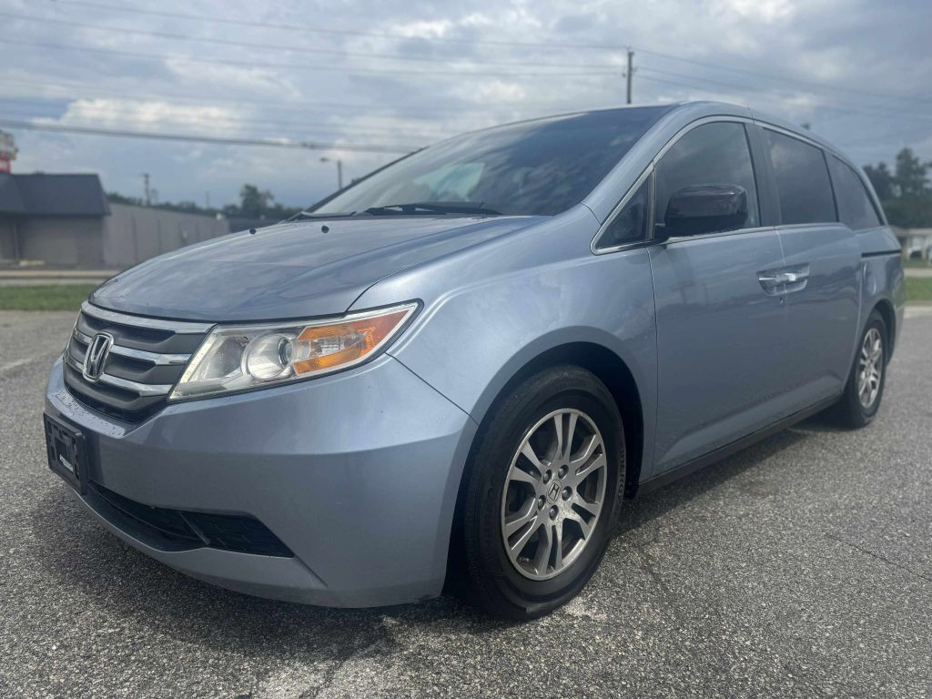 2012 Honda Odyssey Image 3
