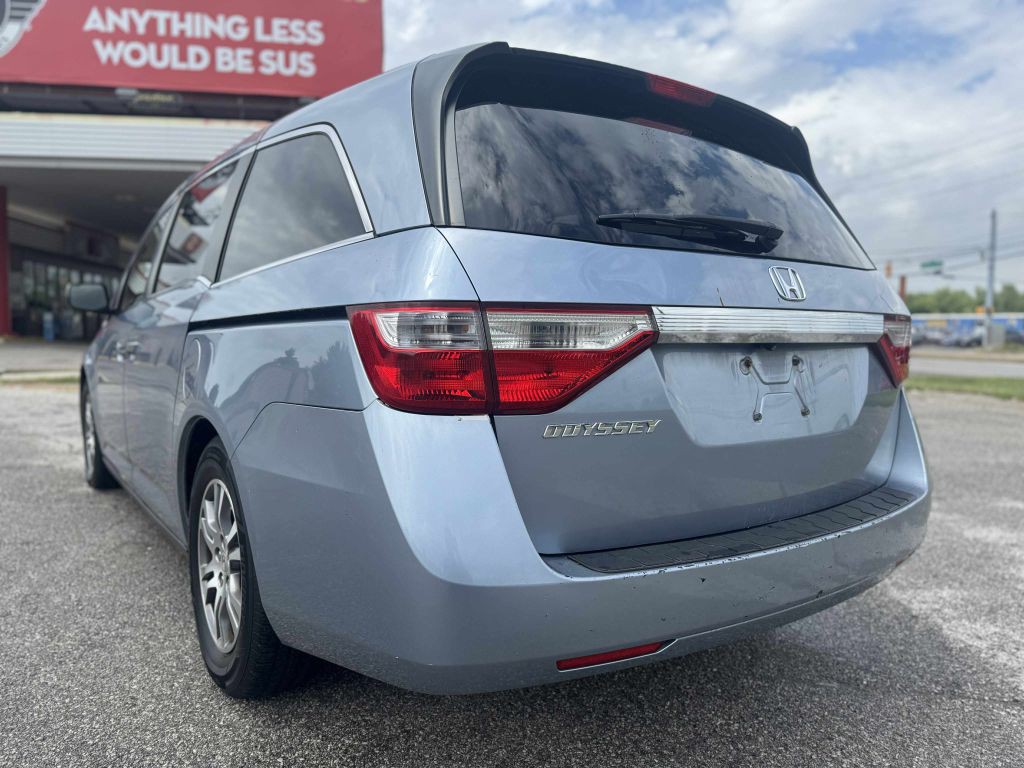 2012 Honda Odyssey Image 8