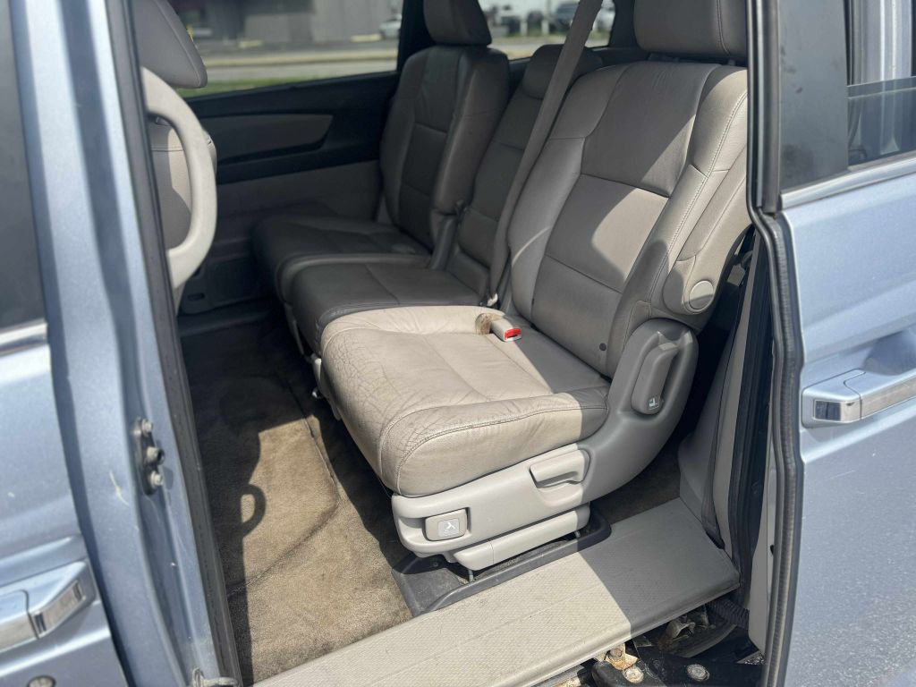 2012 Honda Odyssey Image 10