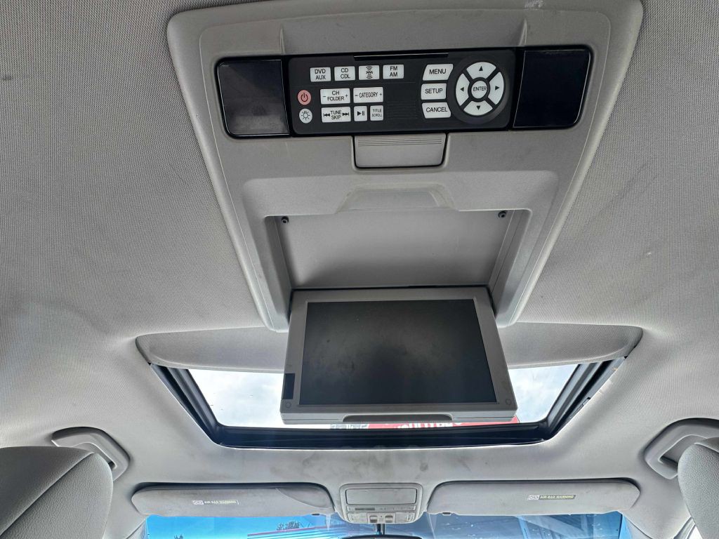 2012 Honda Odyssey Image 15
