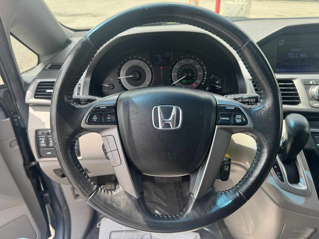 2012 Honda Odyssey Image 17