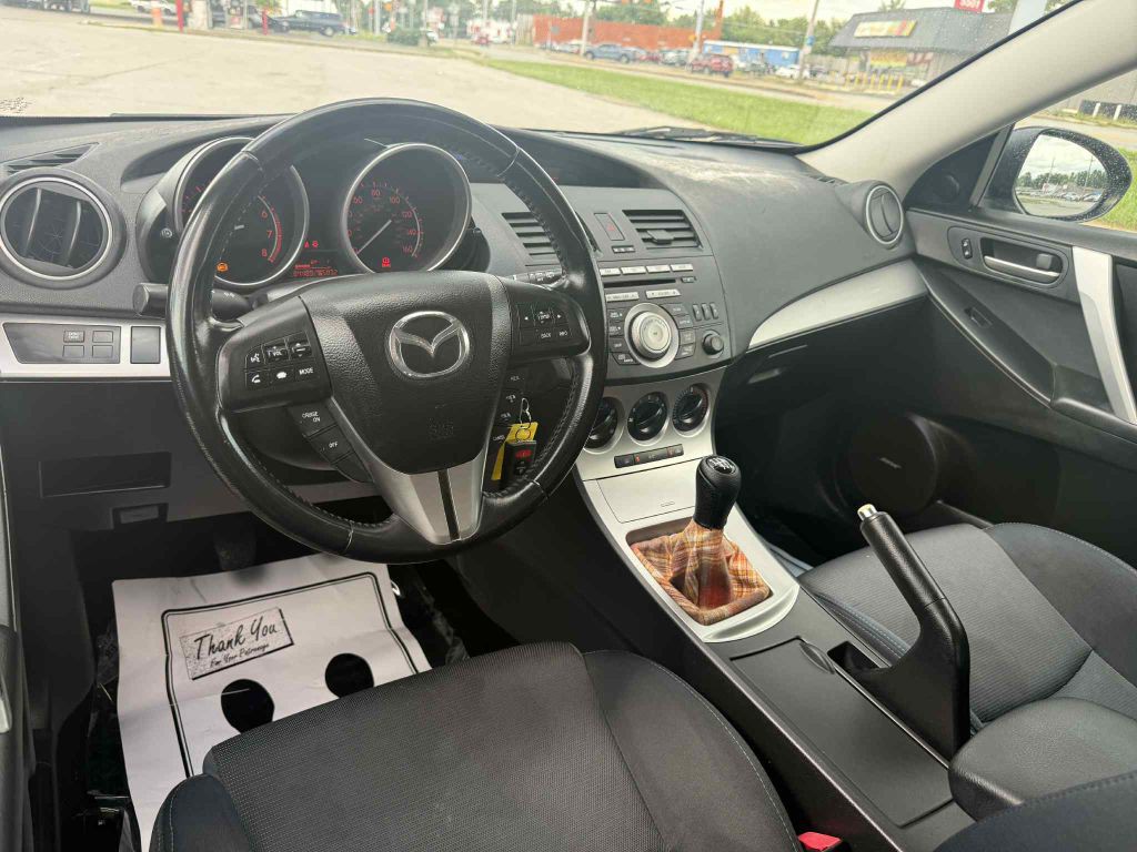 2010 Mazda Mazda3 Image 11