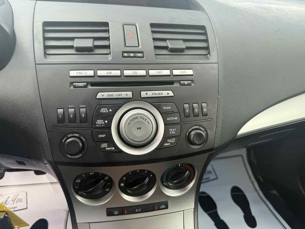2010 Mazda Mazda3 Image 15