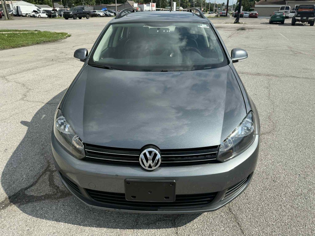 2012 Volkswagen Jetta Image 2