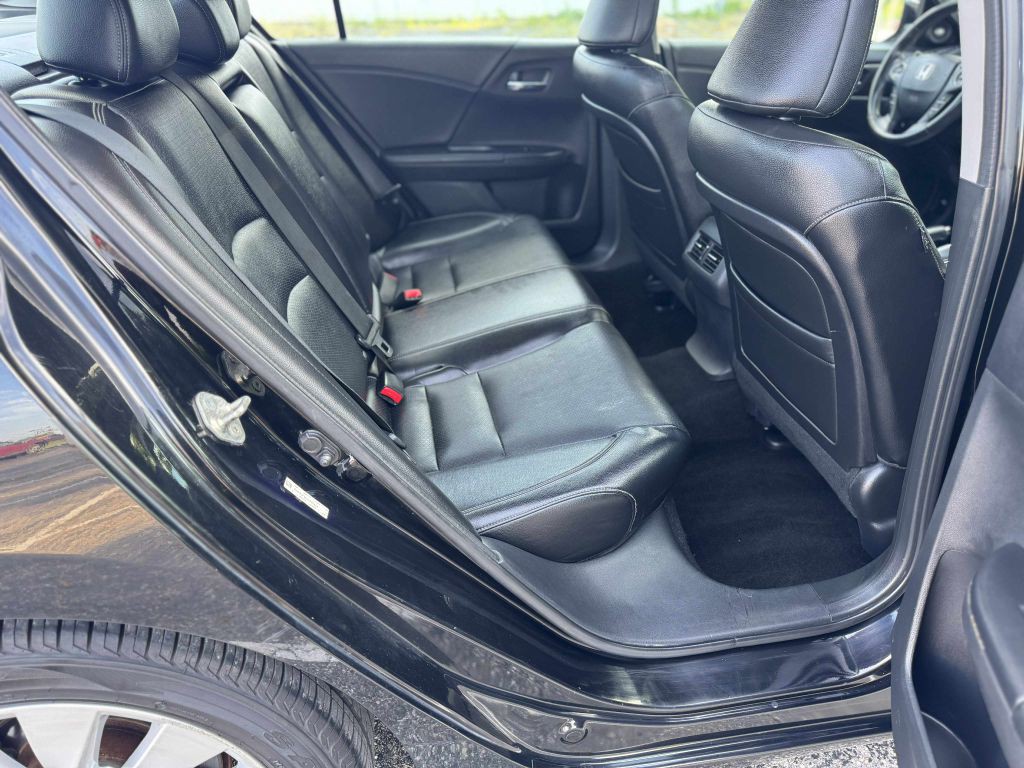 2014 Honda Accord Image 12