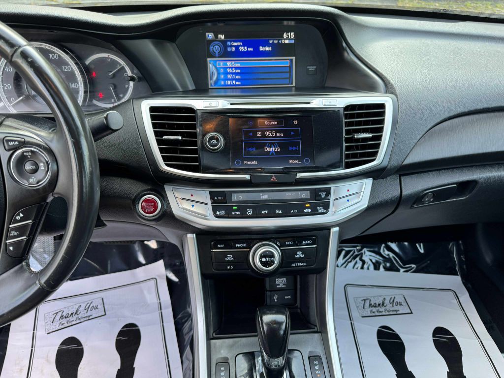2014 Honda Accord Image 17